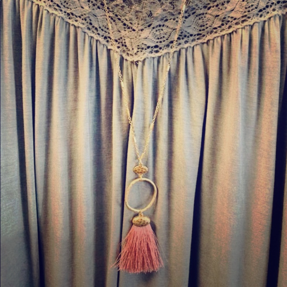 Boutique necklace